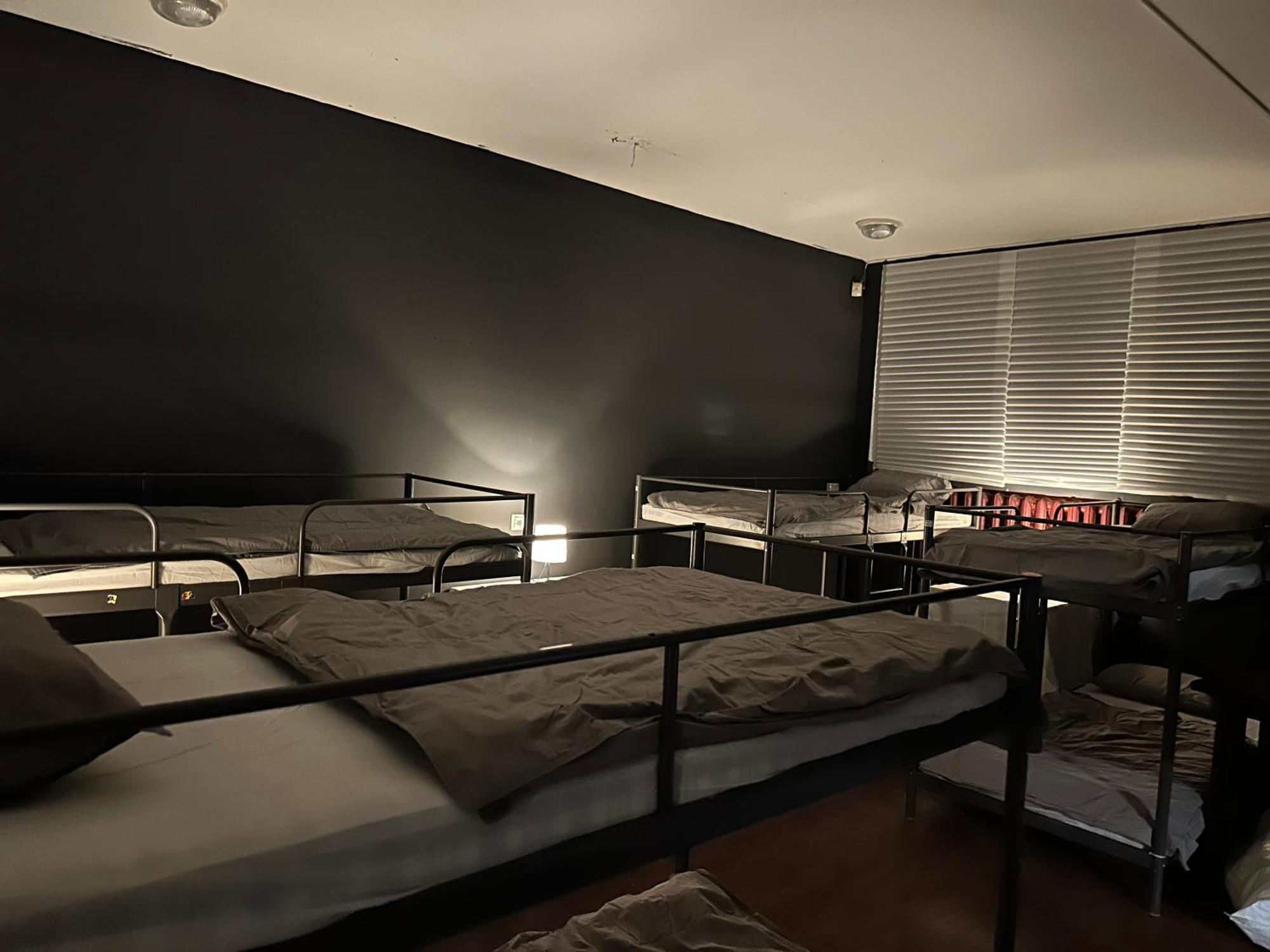 The Kliefs Vilnius - Virtual Check-In Hostel Exterior photo